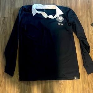 Long sleeve shirt, thicker shirt